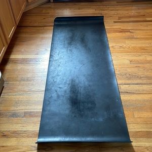 Lululemon yoga mat
